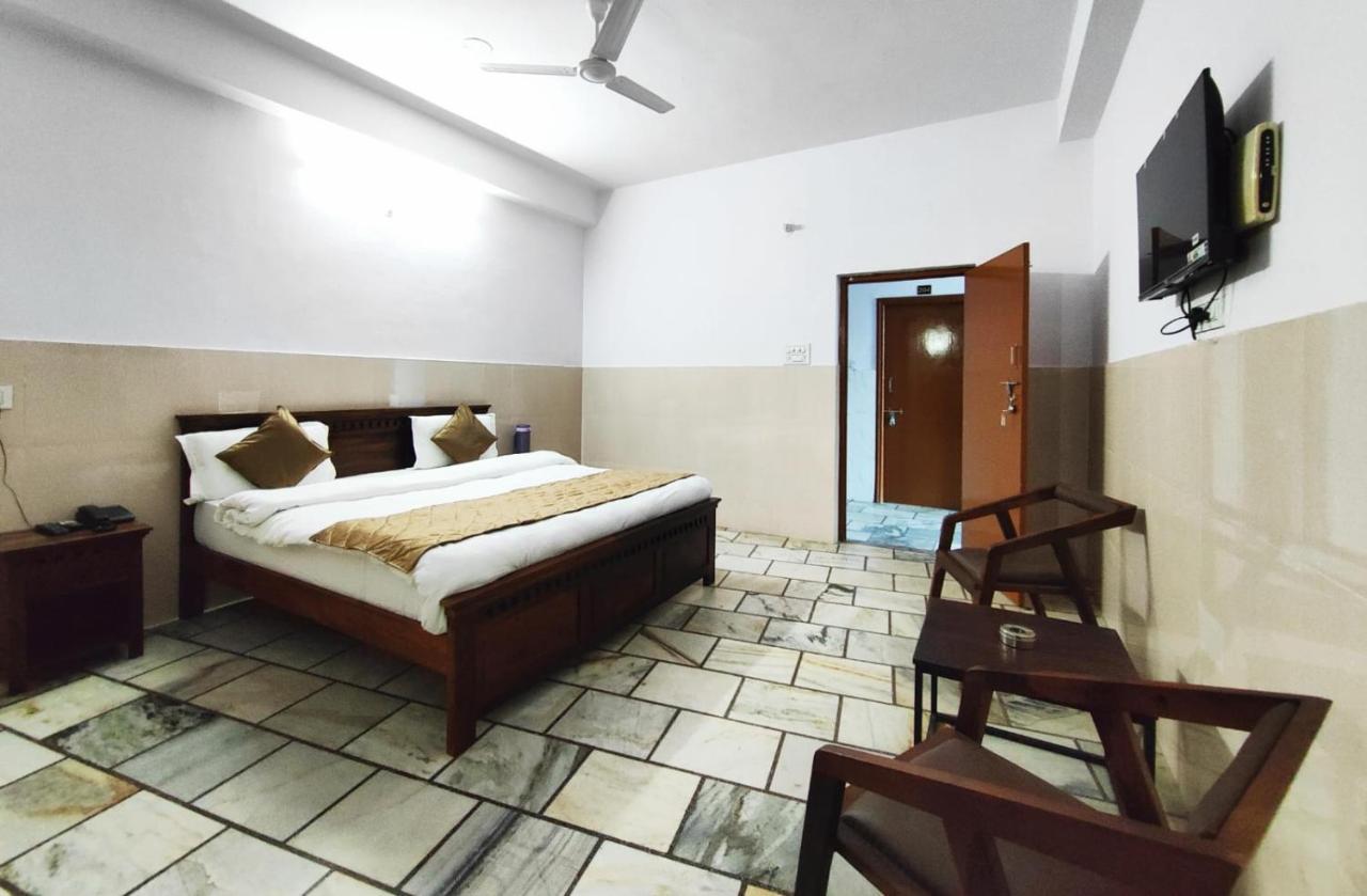 Vamoose Relax Inn Джодхпур Экстерьер фото